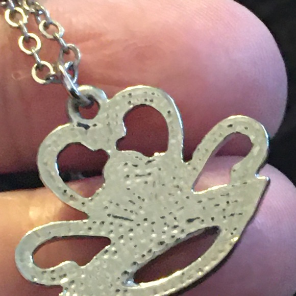 Pink & clear crystal heart pendant on chain - Picture 7 of 8